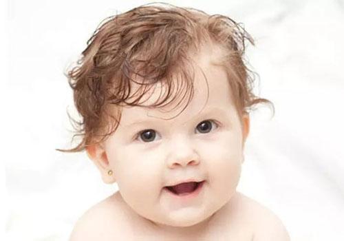 宝宝头发稀疏发黄是什么原因 宝宝头发稀疏发黄是什么原因导致的