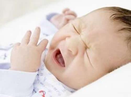 宝宝干咳嗽是什么原因 一岁宝宝干咳嗽是什么原因