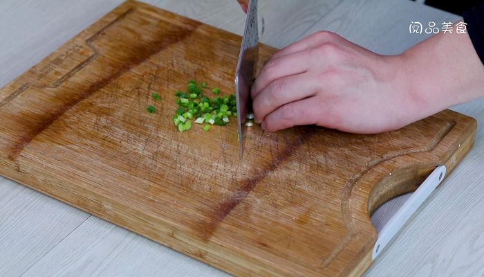 咸鸭蛋蒸豆腐的做法  咸鸭蛋蒸豆腐怎么做