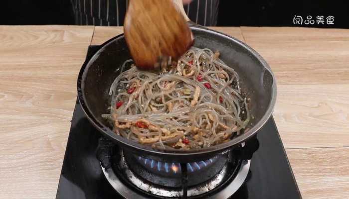 酸菜炒粉条怎么做 酸菜炒粉条怎么做好吃