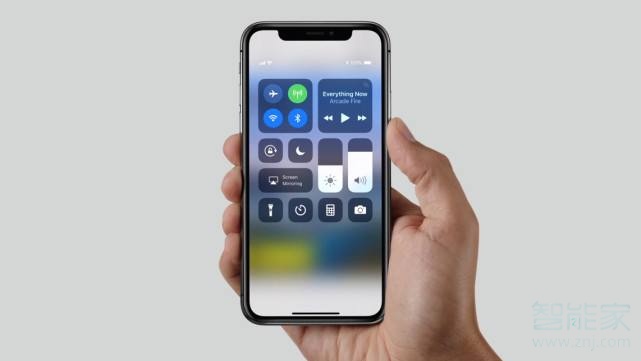 iphone11 广角镜头怎么开