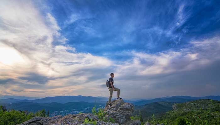 爱我祖国,颂我河山的古诗 颂我河山的古诗词