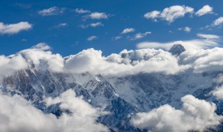 天空中最厚的云厚度超过珠穆朗玛峰吗 超过的原因解析
