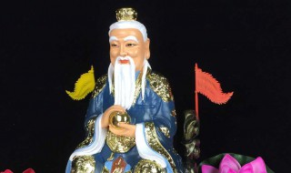 鸿钧老祖的来历（鸿钧老祖的来历比如来佛祖厉害）