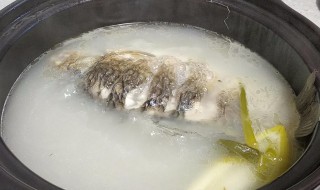 鲫鱼豆腐汤加冷水还是热水 鲫鱼豆腐汤水加热水还是冷水