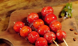 糖葫芦熬糖什么时候加盐（糖葫芦熬糖什么时候放盐）