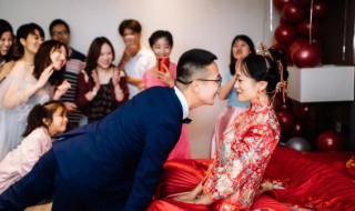 4个字的结婚祝福语有哪些 结婚祝福语四个字