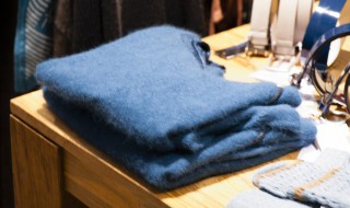马海毛纺织成的衣服应该如何保养 马海毛毛衣怎么保养