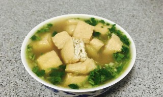 油炸豆腐怎么做汤好喝（油炸豆腐怎么做汤好喝窍门）