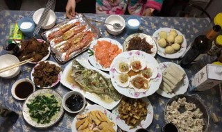 一家4口年夜饭怎么做 一家4口年夜饭怎么做的