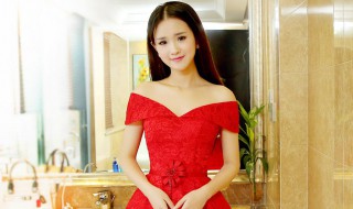 新娘结婚礼服敬酒服怎么穿美丽 新娘结婚礼服敬酒服怎么穿美丽好看