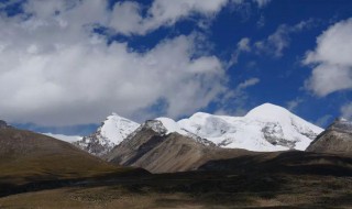 唐古拉山海拔多少米（唐古拉山海拔多少米缺氧不）