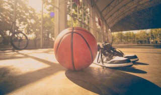 篮球基本功训练的主要方法 篮球的基本功训练有哪些内容