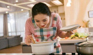 甲鱼猪肚鸡的制作方法及配料 甲鱼猪肚鸡的制作方法及配料窍门