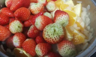草莓酱的吃法技巧 草莓酱的吃法技巧图片