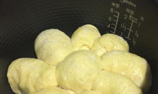 电饭煲做面包糊底原因 电饭煲做面包为什么会塌陷