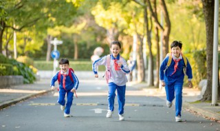 怎样正确逗小孩（如何逗小宝宝）