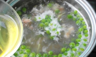 青豆瘦肉汤的详细步骤 青豆瘦肉汤的功效与作用