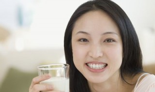 女人喝牛奶的好处 女人喝牛奶的好处是什么