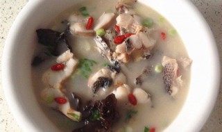 清淡黑鱼汤怎么做 清淡黑鱼汤的做法