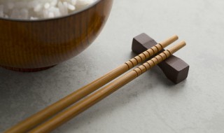 使用公筷的作用和意义（使用公筷有什么好处简单明了）