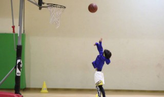 篮球跳高技巧 篮球跳高技巧视频教学