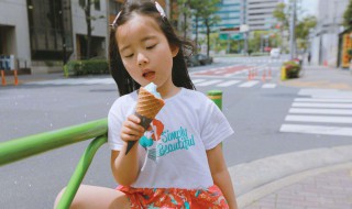 小孩子可以穿裙子吗 小女孩可以穿裙子吗