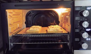 不锈钢盘子可以放烤箱吗 不锈钢盘子可以放烤箱吗 电烤箱