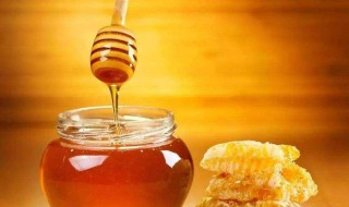 哺乳期可以喝蜂蜜水吗（坐月子哺乳期可以喝蜂蜜水吗）