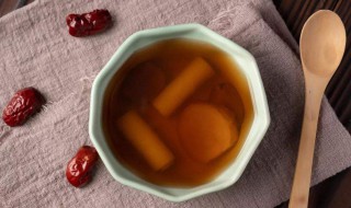 生姜红枣泡水喝的功效 生姜红枣泡水喝的功效是什么