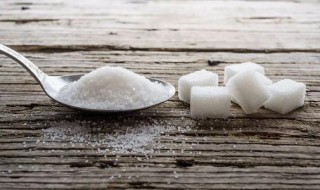 冰糖和白糖的区别 冰糖和白糖的区别和功效 中医