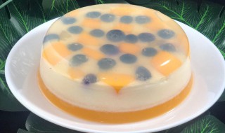 如何制作好吃的西米露水果果冻蛋糕（如何制作好吃的西米露水果果冻蛋糕的做法）