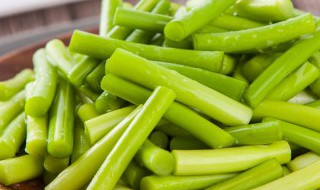 河南家常腌蒜苔的方法 河南腌蒜苔的最简单又好吃做法