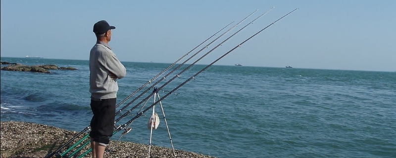 海钓如何正确的抛竿，海钓的最佳时间是什么时候