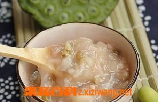 银耳绿豆粥的功效 绿豆银耳汤功效