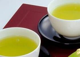 常喝绿茶可防癌是真的吗（喝绿茶真的可以抗癌吗）