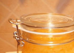 蜂蜜柚子茶的功效与作用（蜂蜜柚子茶的功效与作用及食用方法）