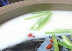 鱼头豆腐汤怎么做（鱼头豆腐汤怎么做好喝又营养做法）