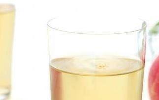 苹果汁怎么榨好喝（自己做苹果汁怎么榨好喝）