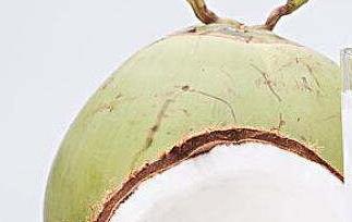 椰子汁的功效与作用（椰子汁的功效与作用及食用方法）