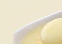 怎样辨别蜂王浆纯不纯（怎样辨别蜂王浆纯不纯真假）