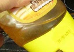 蜂蜜柚子茶的功效与作用（蜂蜜柚子茶的功效与作用好处）