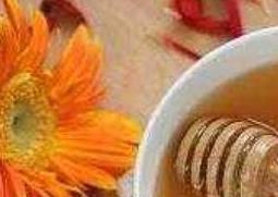 喝蜂蜜水有什么好处（喝蜂蜜水有什么好处和坏处）