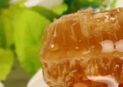 土蜂蜜的功效与正确的食用方法 土蜂蜜的功效与正确的食用方法视频