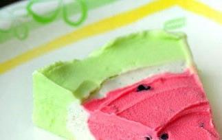 西瓜冰激淋材料和做法步骤教程 西瓜汁冰淇淋怎么做的窍门