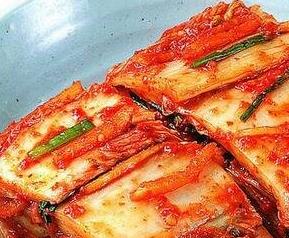 正宗韩国泡菜的腌制方法 正宗韩国泡菜的腌制方法和配料