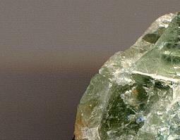 紫石英的功效与作用（白石英的功效与作用）