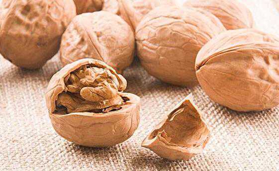 核桃硬壳的功效与作用，核桃壳的药用价值高吗