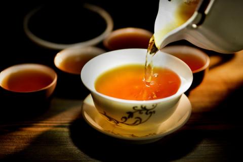 花红茶叶的功效与作用 红花与茶叶的功效与作用是什么
