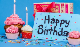 男朋友生日祝福语感人? 男朋友生日祝福语 感人 简短